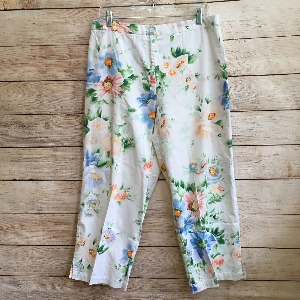 VINTAGE‎ VERSAILLES CROPPED PANTS IN WATERCOLOR FLORAL PRINT